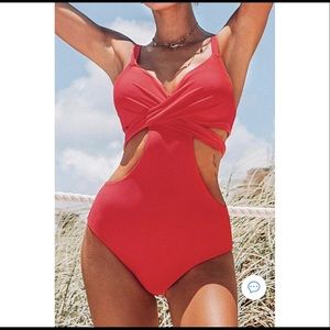 Cupshe Red Cutout One Piece Swimsuit 🌸Size L 🌸